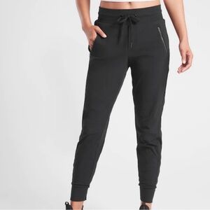 Athleta Black Trekkie North Joggers - Size 18